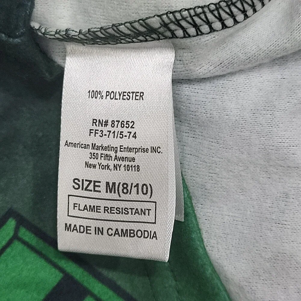 Minecraft Boys' Pajama Set Size Medium 8/10 Green Top Pants with Socks